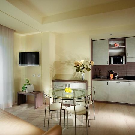 Residence Elisabetta チェゼナーティコ エクステリア 写真