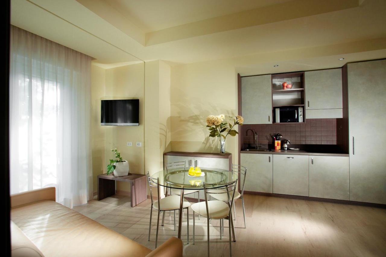 Residence Elisabetta チェゼナーティコ エクステリア 写真